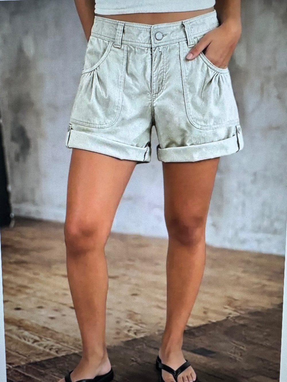 Flamingals Solid Roll Hem Ruched Patch Pocket Mid Rise Shorts Beige medium-NWT